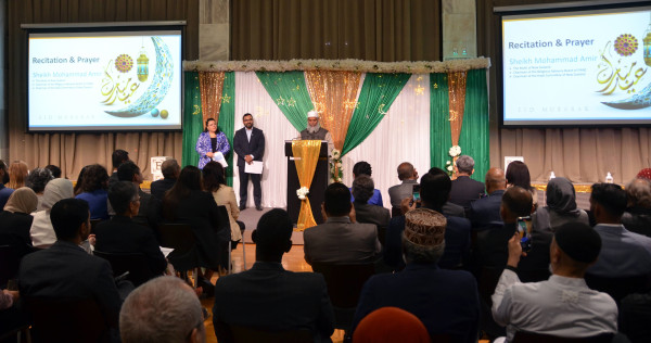 Image: Prayer at the Eid event